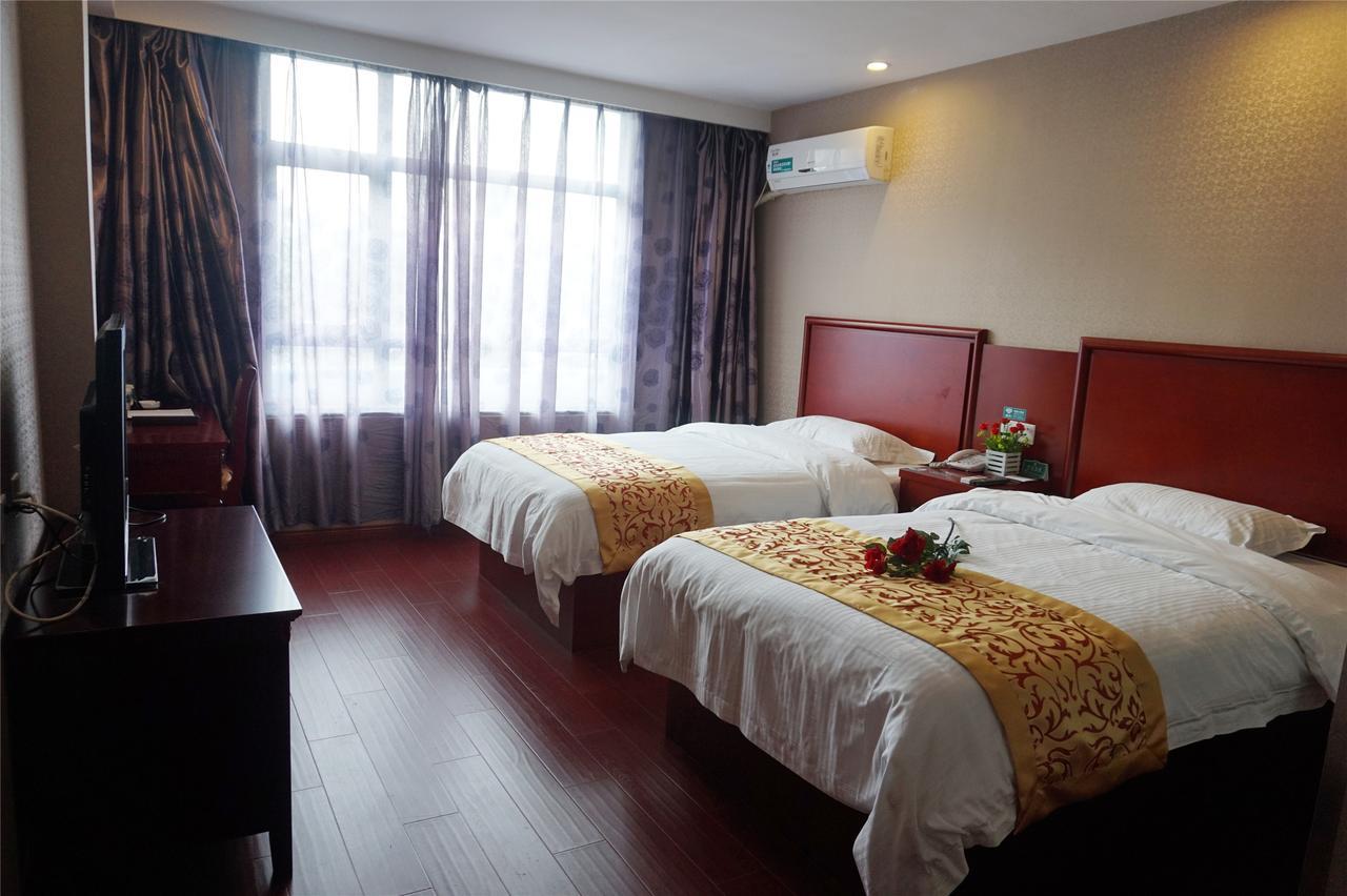 Greentree Inn Henan Qinyang Middle Huaifu Road Express Hotel Eksteriør billede
